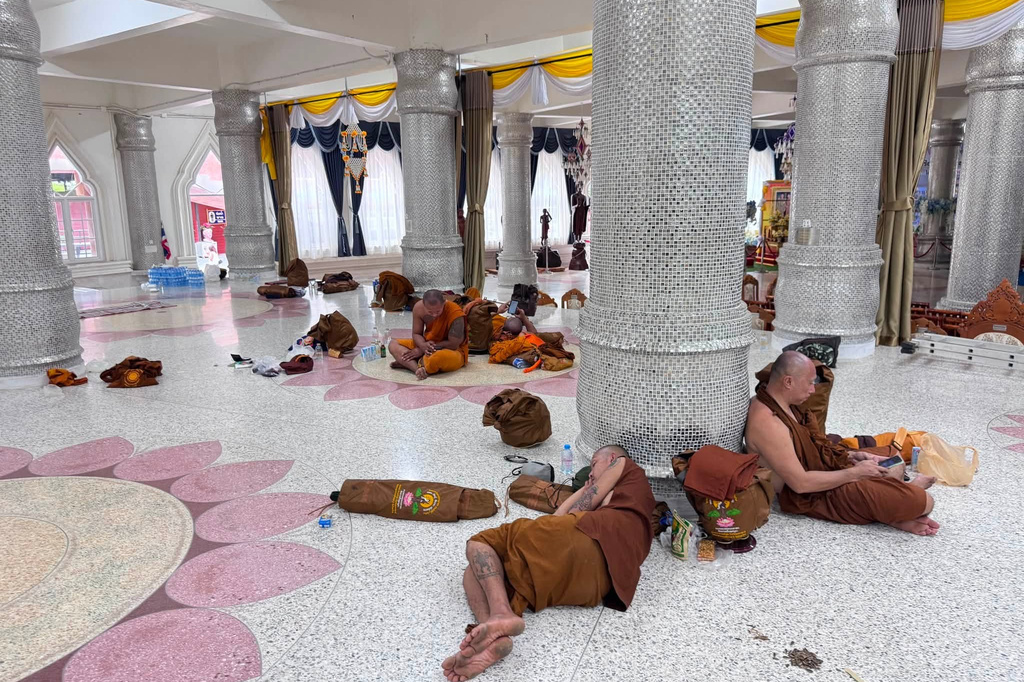 AP thai monks