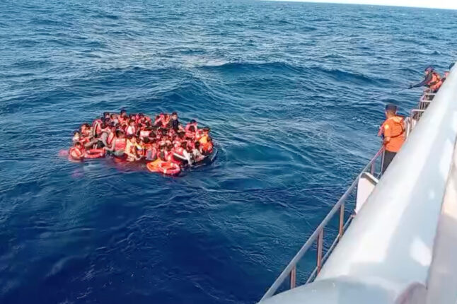 AP26224162372443