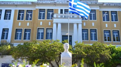 Σπέτσες